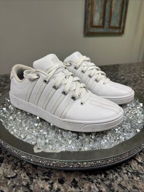 Kswiss Classic leather White Low-Top Lace-Up Sneakers EUC 8